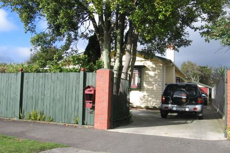 Photo of property in 18 Matamau Street, Palmerston North, 4414