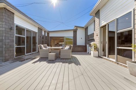 Photo of property in 164 Ballintoy Park Drive, Welcome Bay, Tauranga, 3175