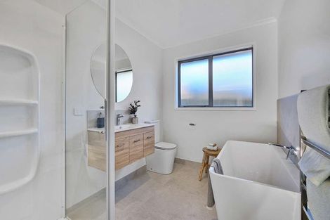 Photo of property in 16 Tarata Place, Owhata, Rotorua, 3010