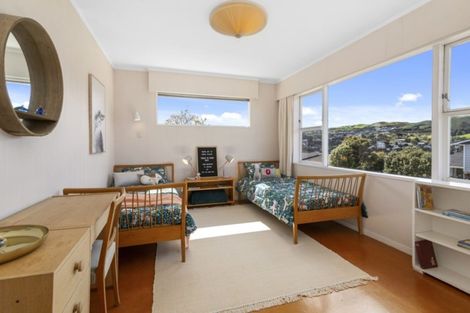 Photo of property in 3 Mckeefry Grove, Tawa, Wellington, 5028