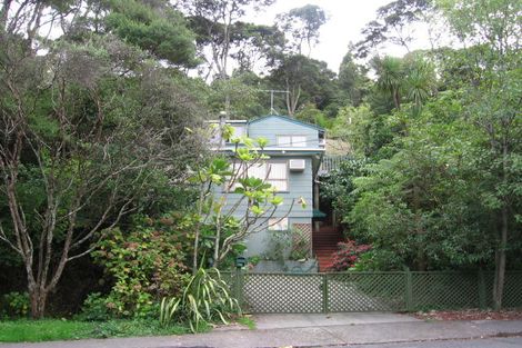 Photo of property in 28 Takahe Road, Titirangi, Auckland, 0604