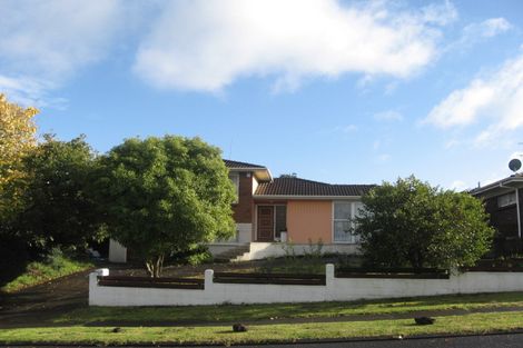 Photo of property in 11 Archmillen Avenue, Pakuranga Heights, Auckland, 2010