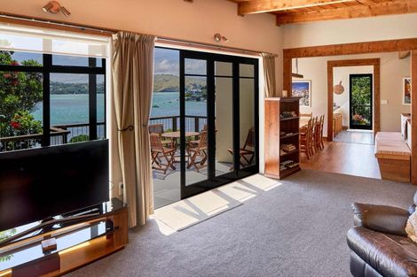 Photo of property in 82 Paremata Road, Paremata, Porirua, 5024