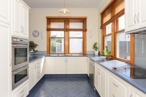 Photo of property in 102 Arthur Street, Blenheim, 7201