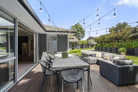 Photo of property in 83a Young Street, New Plymouth, 4310