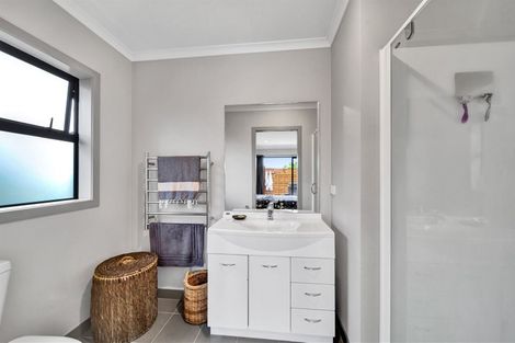 Photo of property in 5a James Drive, Bell Block, New Plymouth, 4312