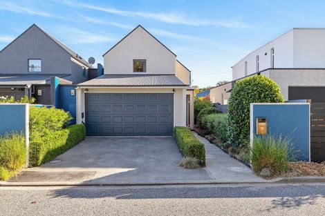 Photo of property in 79 Holly Road, St Albans, Christchurch, 8014