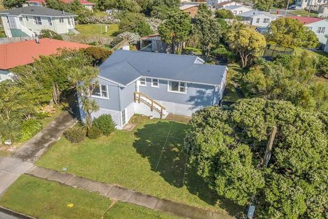 Photo of property in 3 Tuki Street, Titahi Bay, Porirua, 5022
