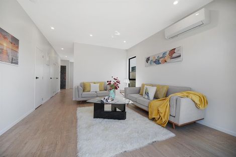 Photo of property in 165 Grove Road, Papakura, 2110