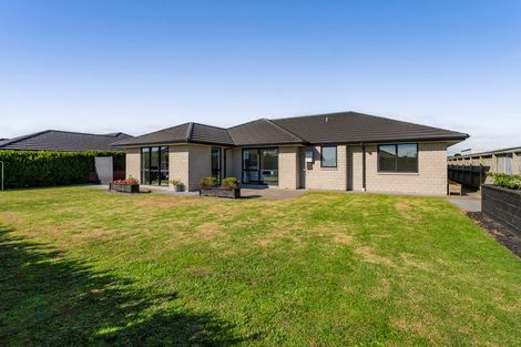 Photo of property in 17 Longstaff Drive, Bell Block, New Plymouth, 4312