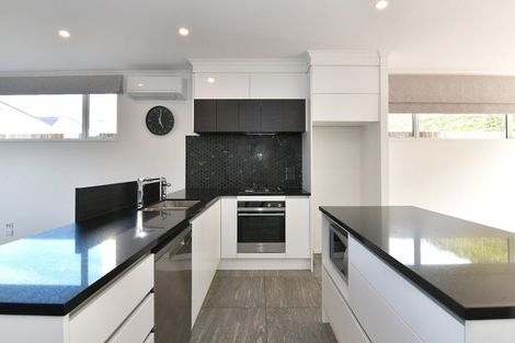 Photo of property in 29 Sanremo Lane, Stanmore Bay, Whangaparaoa, 0932