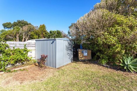 Photo of property in 14 Moray Place, Whiritoa, Whangamata, 3691