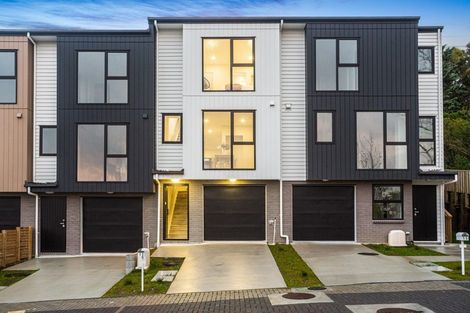 Photo of property in 13 Impatiens Lane, Massey, Auckland, 0614