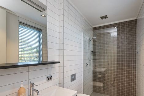 Photo of property in 10 Bridgewater Terrace, Albert Town, Wanaka, 9305