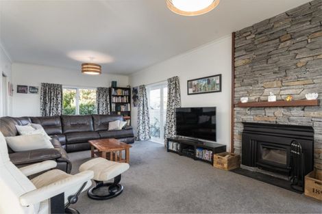 Photo of property in 4 Kauri Grove, Lansdowne, Masterton, 5810