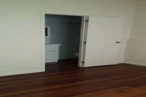 Photo of property in 13 Lavelle Road, Henderson, Auckland, 0612