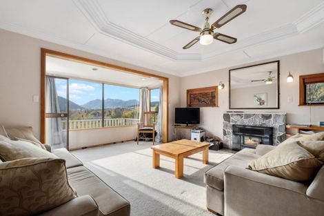 Photo of property in 63 Manuka Crescent, Wanaka, 9305