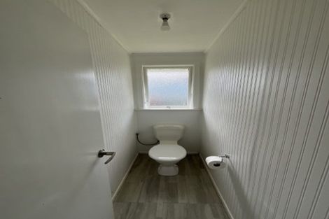 Photo of property in 40 Hillside Drive, Maoribank, Upper Hutt, 5018