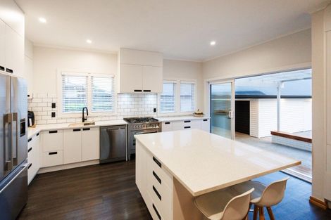 Photo of property in 1 West Street, Feilding, 4702