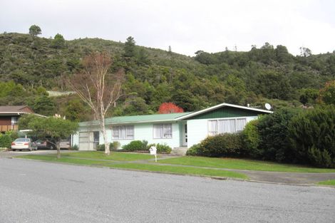Photo of property in 80 Tawhai Street, Stokes Valley, Lower Hutt, 5019