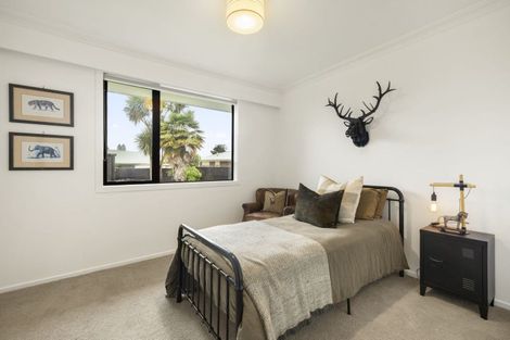 Photo of property in 40 Wordsworth Street, Leamington, Cambridge, 3432