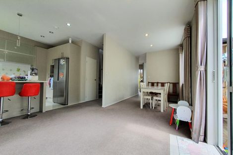 Photo of property in 27 Mulroy Place, Pinehill, Auckland, 0632