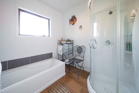 Photo of property in 28 Clare Road, Galloway, Alexandra, 9393