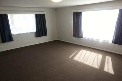 Photo of property in 29 Sutton Crescent, Papakura, 2110