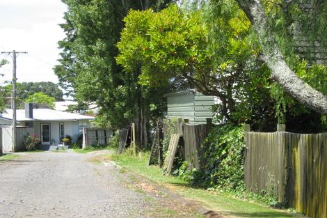 Photo of property in 30 Miller Road, Mangere Bridge, Auckland, 2022