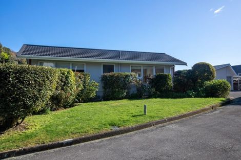 Photo of property in 7 Oak Avenue, Paremata, Porirua, 5024