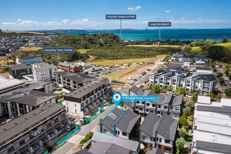 Photo of property in 8 Windlass Street, Long Bay, Auckland, 0630