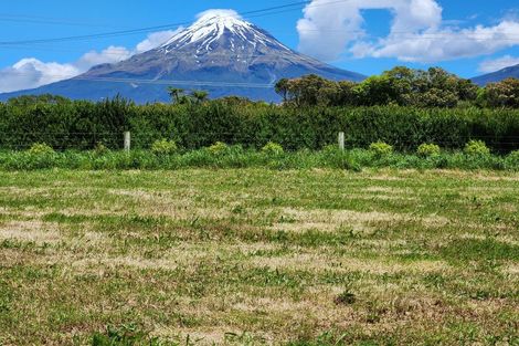 Photo of property in 1529 Egmont Road, Egmont Village, 4386