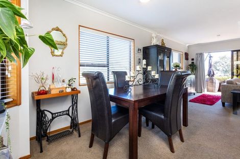 Photo of property in 1/7 Gerald Stokes Avenue, Helensville, 0800
