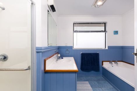 Photo of property in 16 George Street, Waimate, 7924