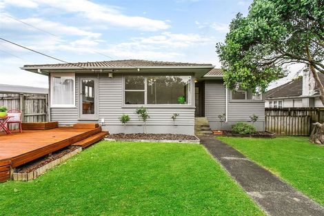 Photo of property in 1/29 Woodside Road, Massey, Auckland, 0614