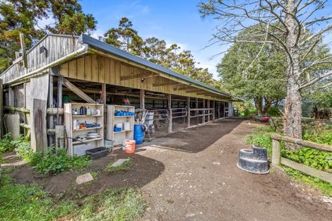 Photo of property in 49 Tawa Road, Kumeu, 0891