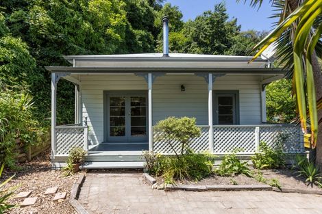Photo of property in 25 Chaucer Road, Hospital Hill, Napier, 4110