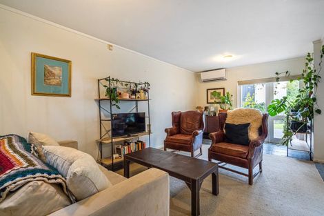 Photo of property in 14/1 Shore Road, Remuera, Auckland, 1050