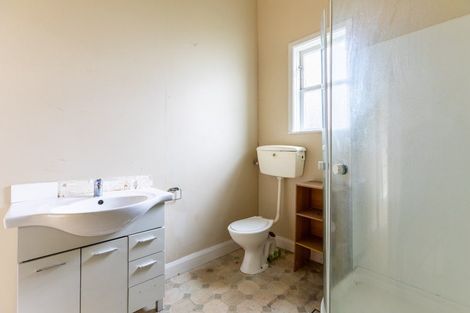 Photo of property in 17 Allardice Street, Dannevirke, 4930