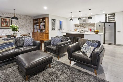 Photo of property in 7 Mill Grove, Riverhead, 0820