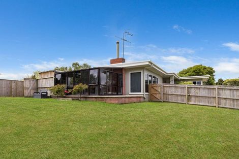 Photo of property in 2 Dunallen Avenue, Marton, 4710