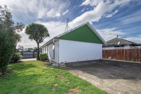 Photo of property in 39 Meon Street, Aranui, Christchurch, 8061