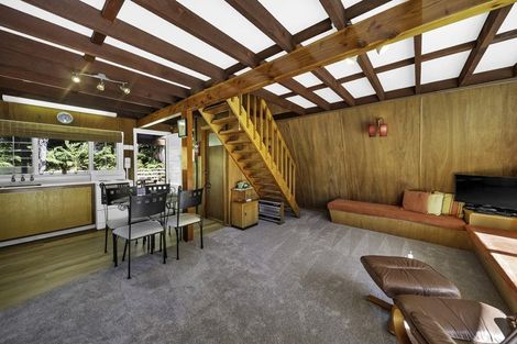 Photo of property in 37 Lake View Terrace, Moana, 7875