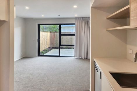Photo of property in 5/31 Wainuiomata Road, Wainuiomata, Lower Hutt, 5014