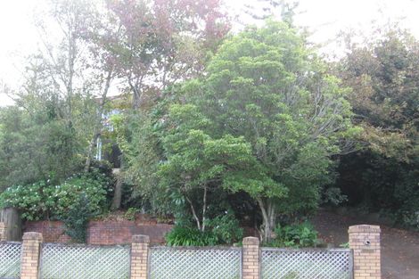 Photo of property in 4 Scotstoun Place, Glen Eden, Auckland, 0602