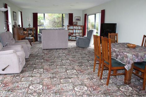 Photo of property in 11 Ellesmere Place, Oceanview, Timaru, 7910