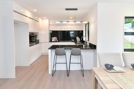 Photo of property in 46 Resolution Drive, Gulf Harbour, Whangaparaoa, 0930