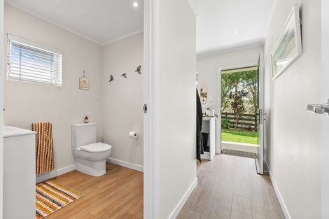 Photo of property in 219 Spur Road, Stillwater, Silverdale, 0993