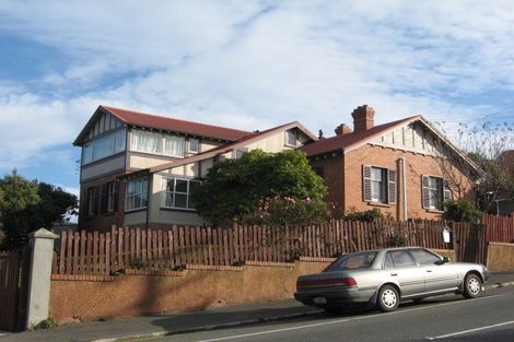 Photo of property in 23 Drivers Road, Maori Hill, Dunedin, 9010