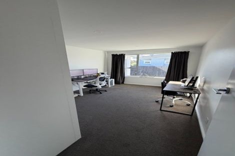 Photo of property in 1/272 Main North Road, Redwood, Christchurch, 8051